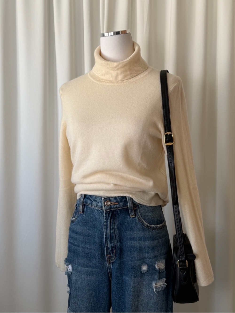 Charter Club 100% Cashmere Cream Turtleneck Sweater 2-Ply Soft Knit Size Medium